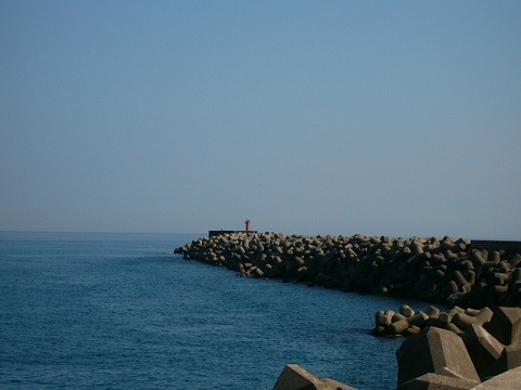 名立漁港の埠頭