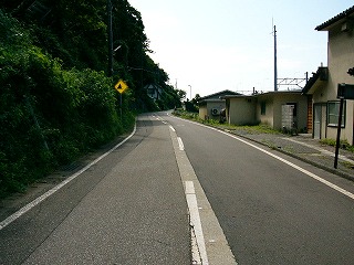 駅前の旧道
