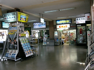 武生駅コンコースの風景